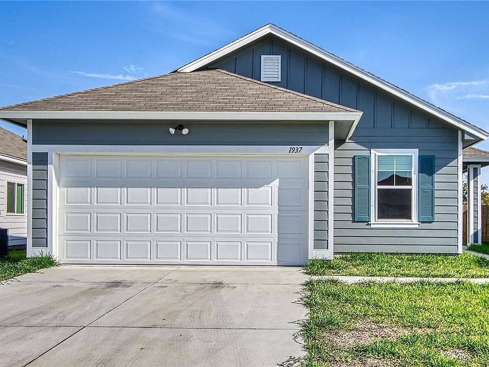 1st image of 1937 Estes Flats Dr