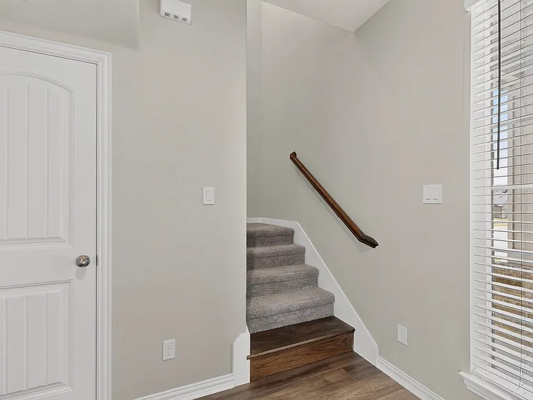 3531 Columbus St — Photo 44