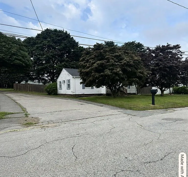 760 Strawberry Field Rd