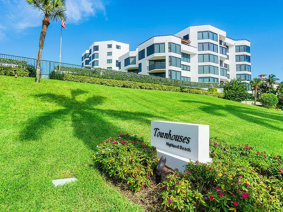 2575 S Ocean Blvd #204S