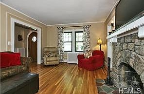 4th image of 57 Chittenden Ave