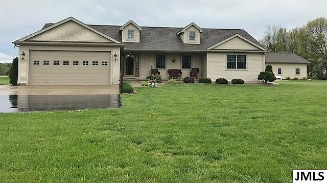 1st image of 10300 Ella Ln