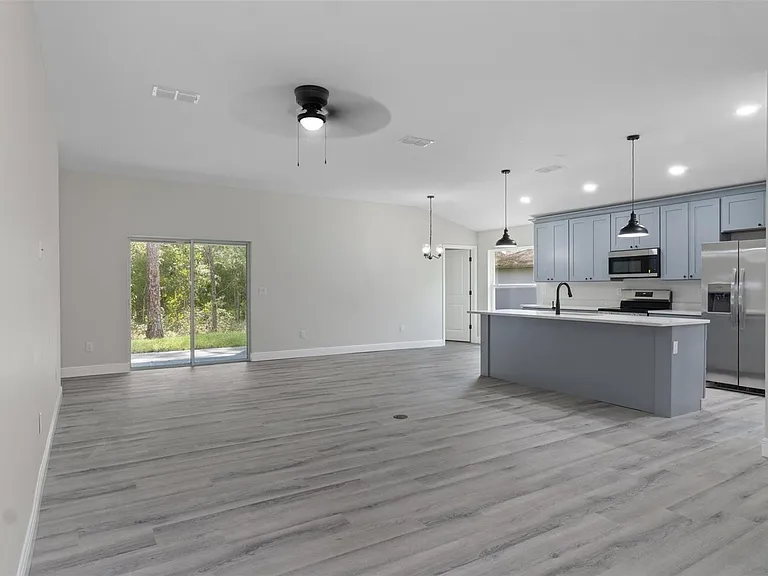 1768 E Bismark St — Photo 5