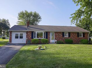 110 Dane Dr, Ephrata, PA 17522