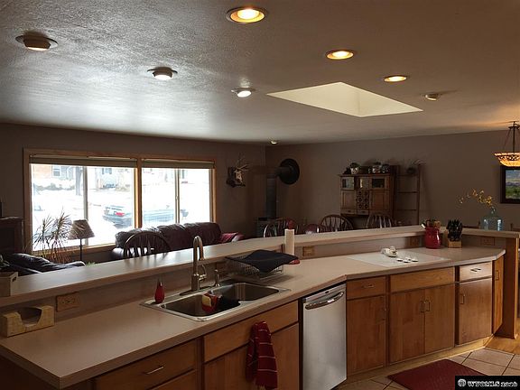 2nd image of 3610 Monte Vista Dr