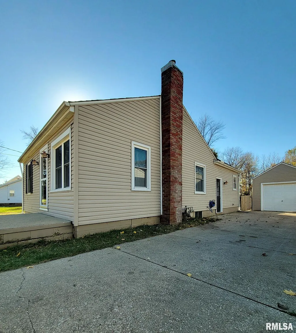 130 Sun Valley Ct photo 1
