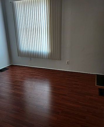 5th image of 4059 Kennerly Ave