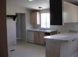320 Stinson Ave, Madera, CA 93638