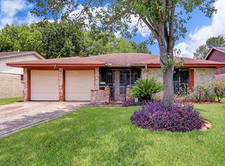 6206 Newquay St, Houston, TX 77085
