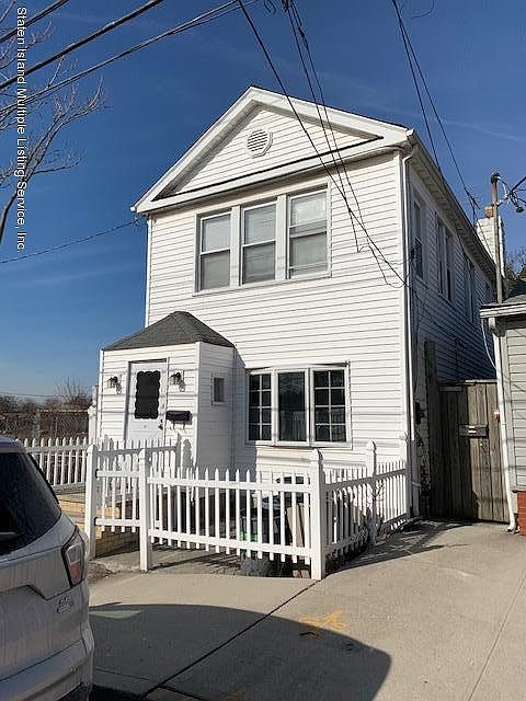 1st image of 152 Bay 53 St