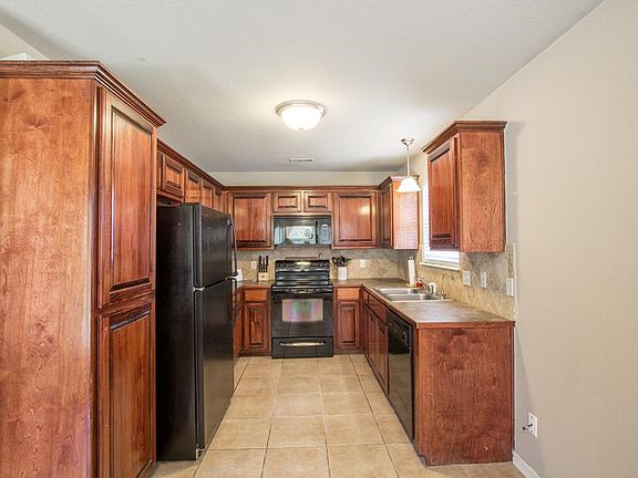 5th image of 3515 W Marsh St