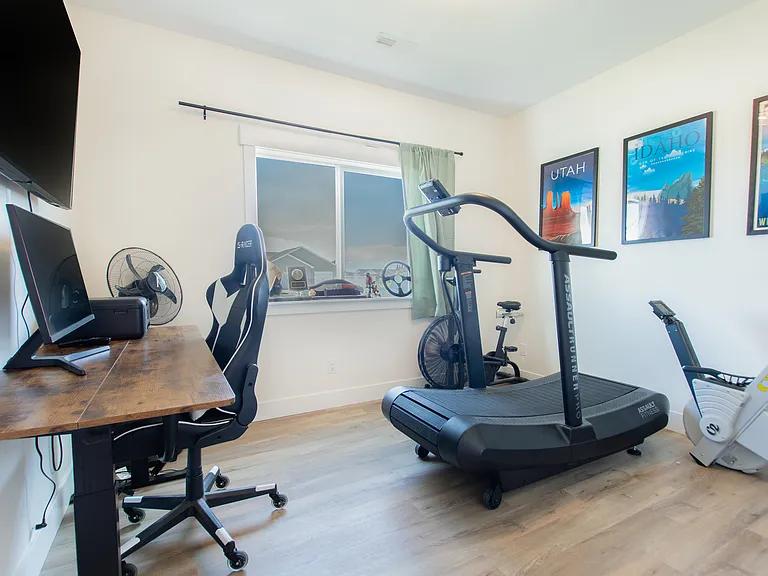 3879 E Pepperwood Ln — Photo 11