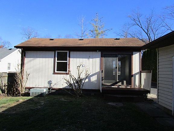 2nd image of 43376 N Forest Dr