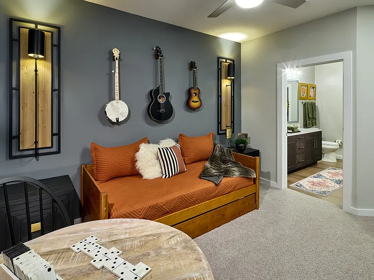 Avenida Carrollton - 55+ Active Adult Apartment Homes — Photo 10