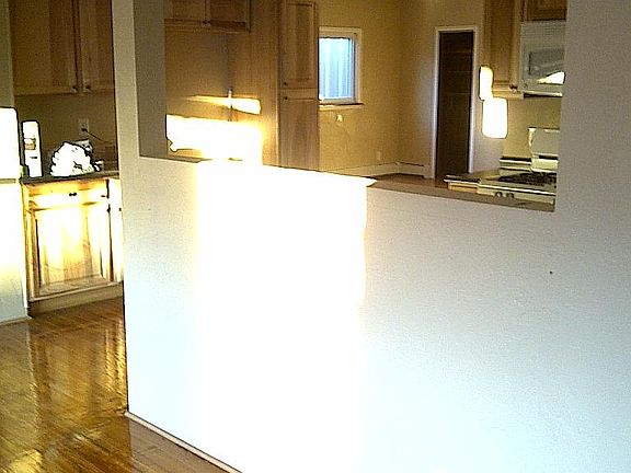 5th image of 1106 N Orchard Dr