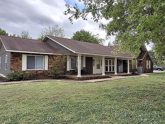 5th image of 1501 Berry Rd