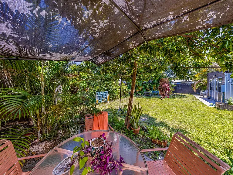 2326 Harding St — Photo 28
