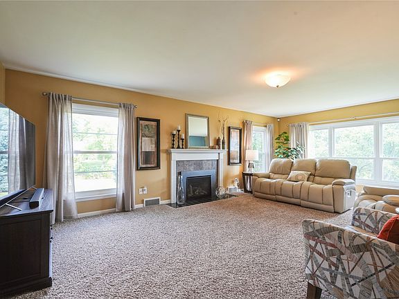 4th image of 3615 Bever Ave SE
