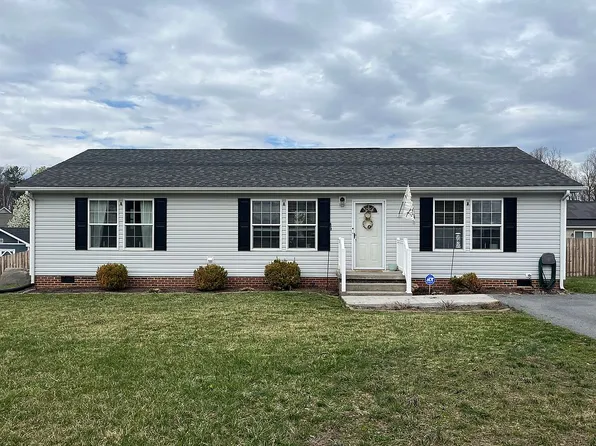 1791 Marble Ridge Dr, Rockingham, VA 22801