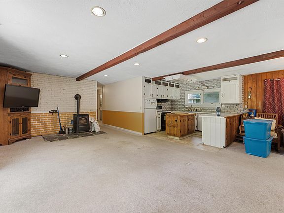 2nd image of 57 Vartland Ridge Road