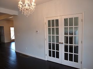3rd image of 3931 Leona Ave