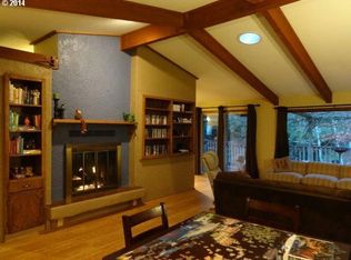 940 W Hickory St, Roseburg, OR