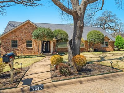 2345 Robinhood Dr, Grand Prairie, TX, 75050