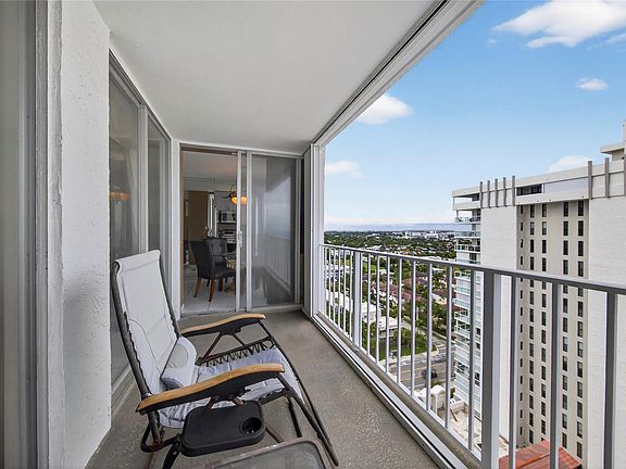 3rd image of 1010 S Ocean Boulevard #1711
