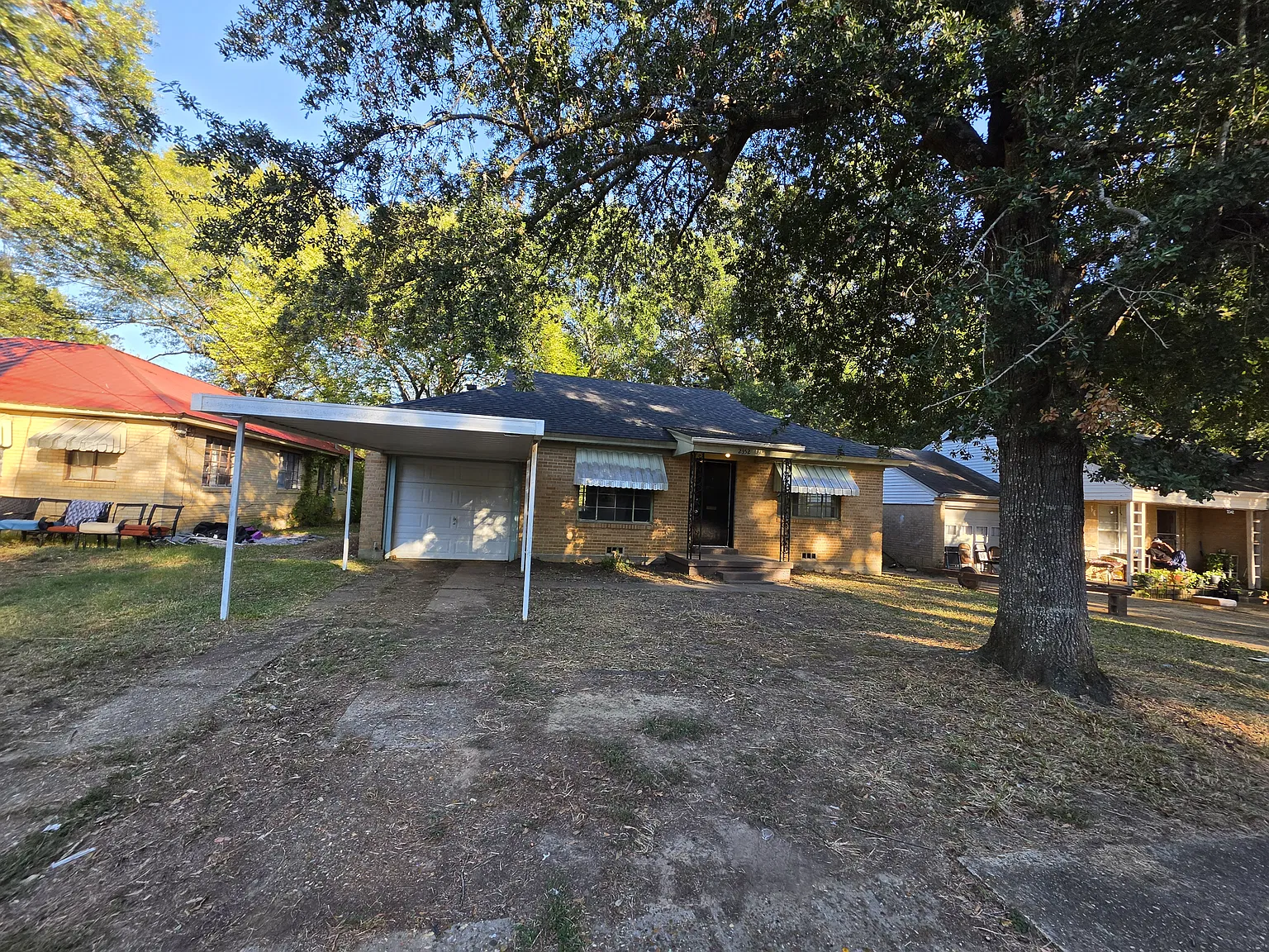 3 bed, 1180 sqft, $1,200 — Photo 1