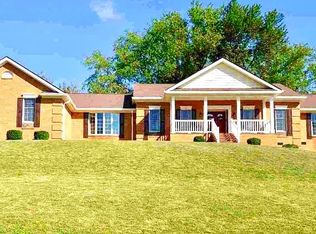 103 Windsor Cir, Bluefield, VA 24605