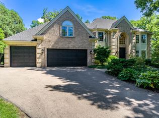 3011 Robinson Rd, Rockford, IL 61114