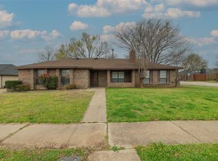 2600 Dalewood Ct, Bedford, TX 76022