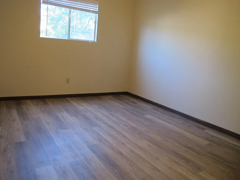 3810 Brookhill Dr — Photo 12