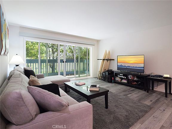 5th image of 607 S Prospect Ave
