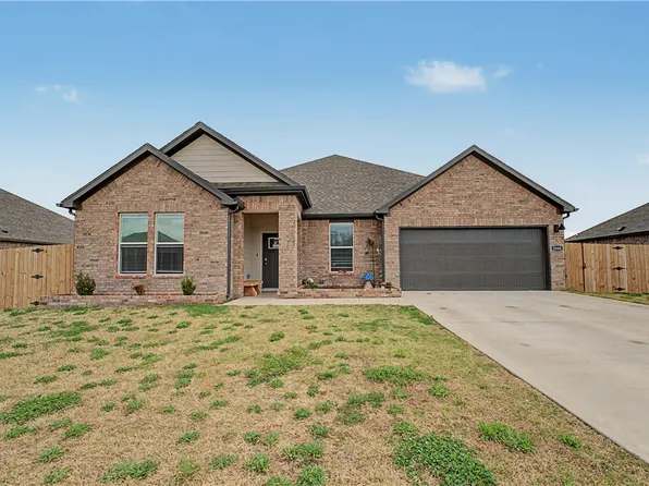 2008 Hahn St, Pea Ridge, AR 72751
