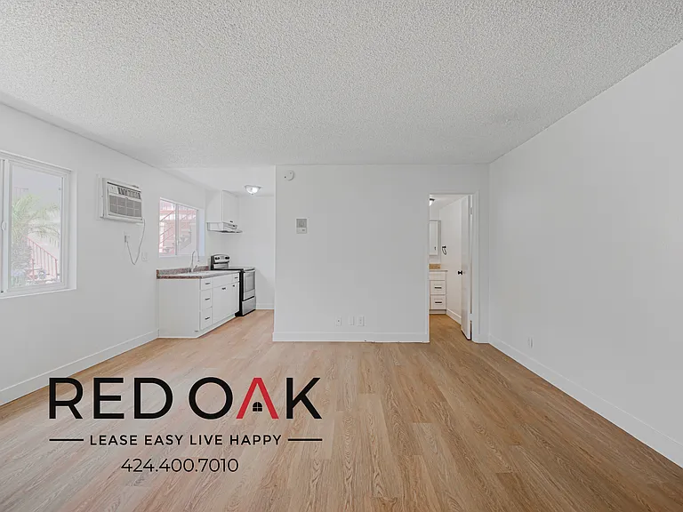 11051 Barnwall St #4 — Photo 7