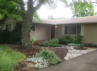 850 Cambridge St, Ashland, OR 97520