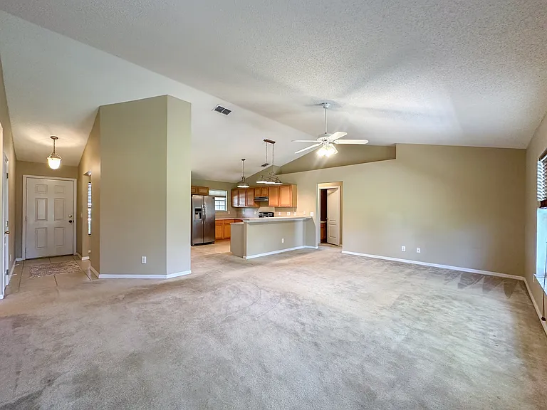 224 Faulkner St — Photo 4