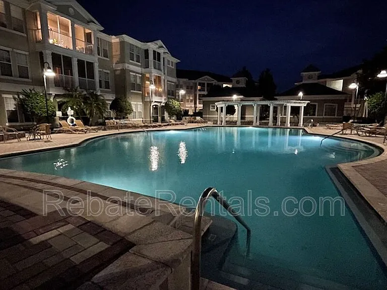 8290 Gate Pkwy #310 — Photo 4