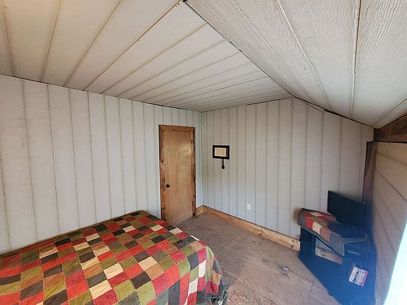 BR #1 approx 10' x 10'