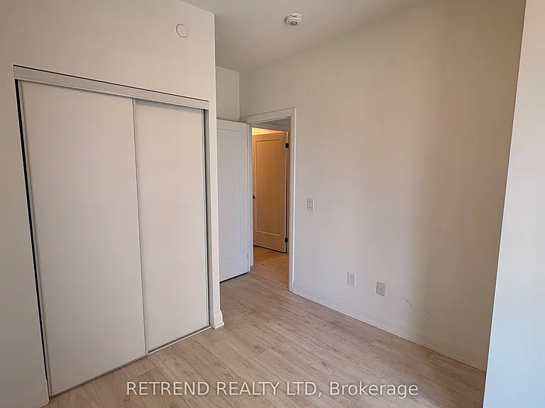 20 Soudan Ave #1110 — Photo 13