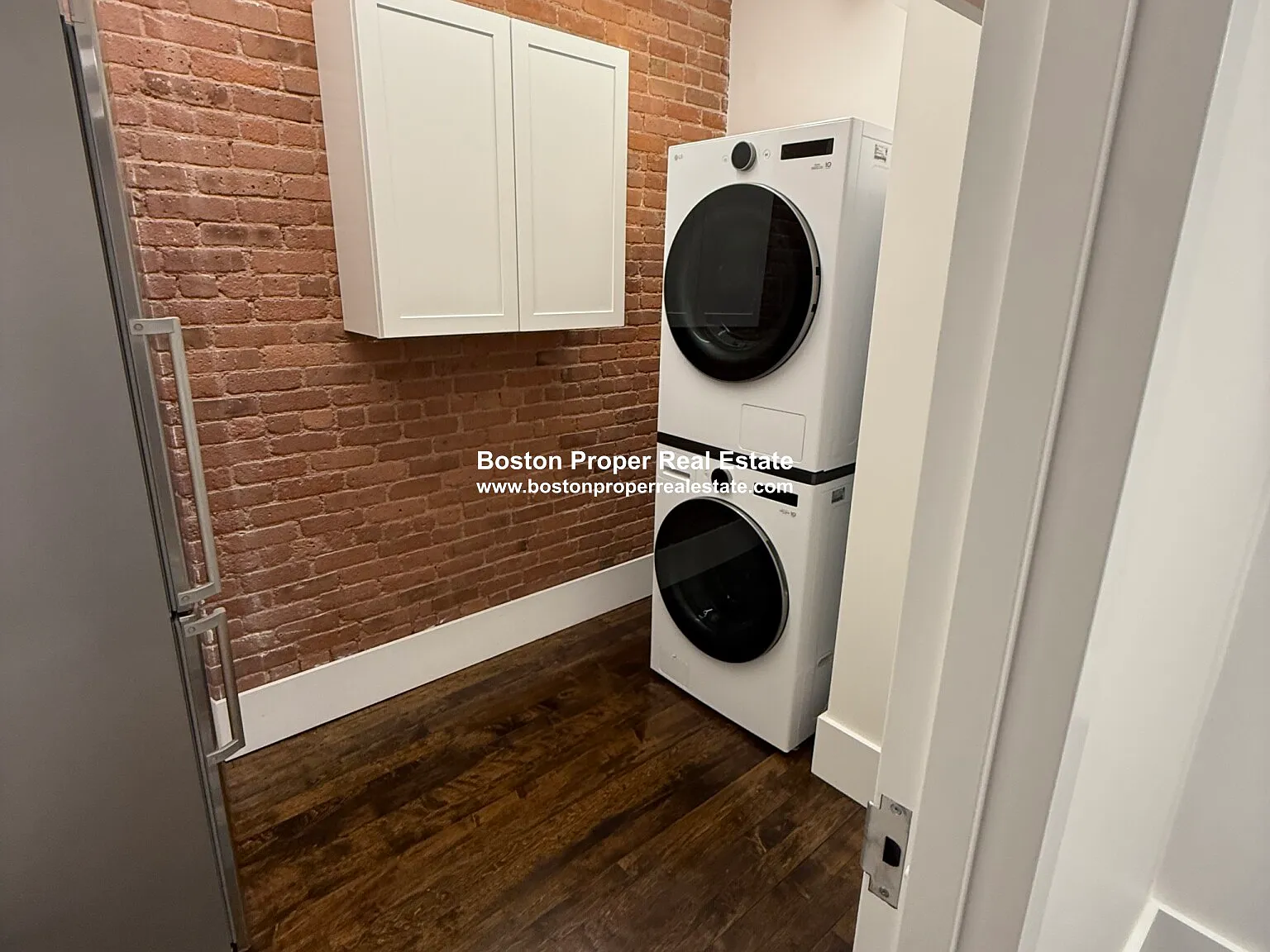 3 bed, 2700 sqft, $12,500 — Photo 4