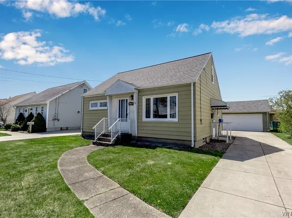 134 Standard Pkwy, Cheektowaga, NY 14227