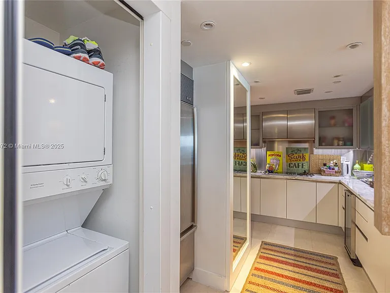 520 West Ave #1102 — Photo 54