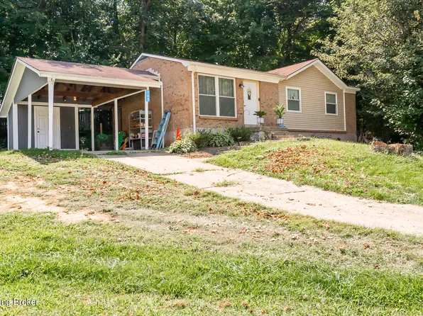 165 Vonda Ct, Radcliff, KY 40160