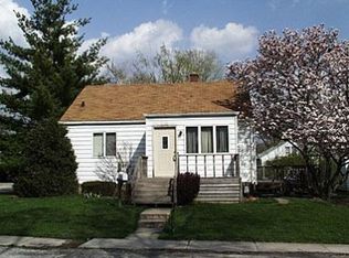 1304 N Franklin St, Valparaiso, IN 46383