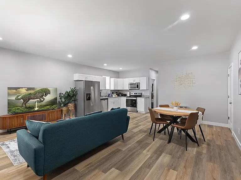 44 E Parkview Ave #A — Photo 13
