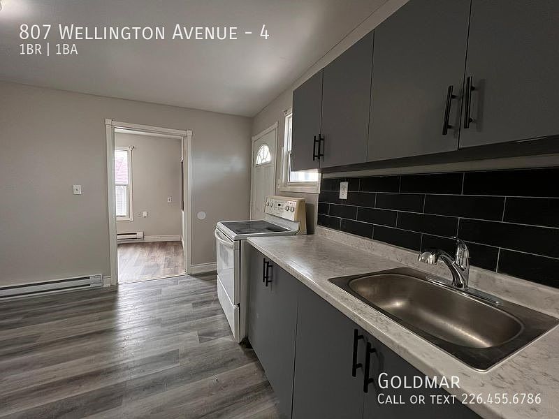 1st image of 807 Wellington Ave #4