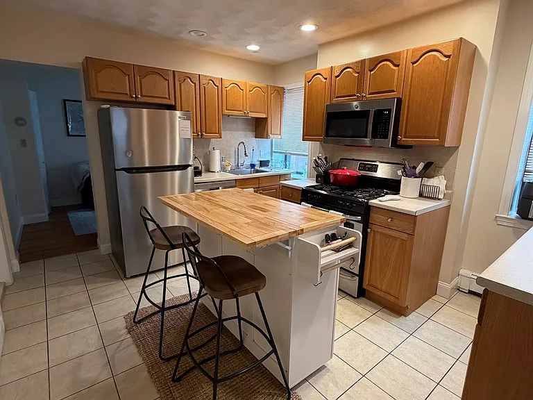 74 N Margin St #4 — Photo 6