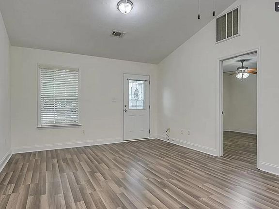 5th image of 319 Browning Dr